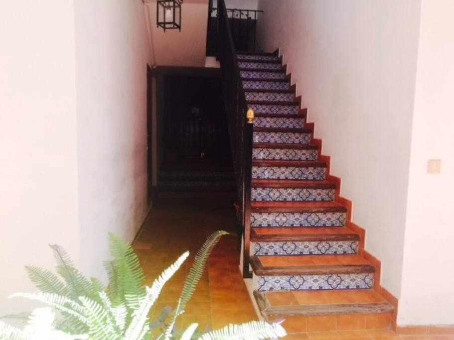 Appartamento Precioso Lugar En Barrio Sta Cruz Siviglia